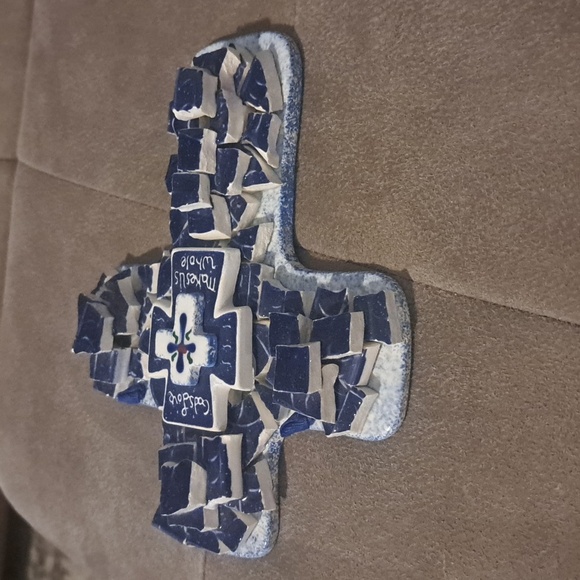 J. Duban Designs Handcrafted Broken Tile Mosaic Art Hanging Cross Cobalt - Picture 3 of 4